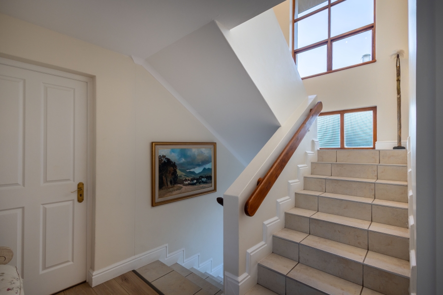 7 Bedroom Property for Sale in Bowtie Western Cape
